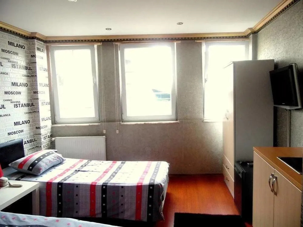 Euro Pera Apartment