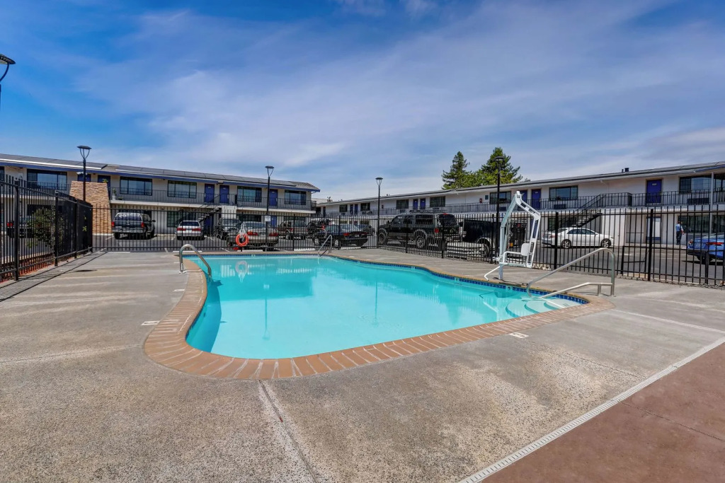 Motel 6-Ukiah, CA