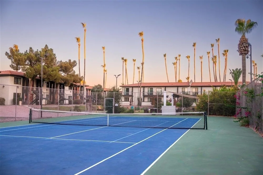 147 Fully Furnished 1BR Suite-Pet Friendly! by RedAwning