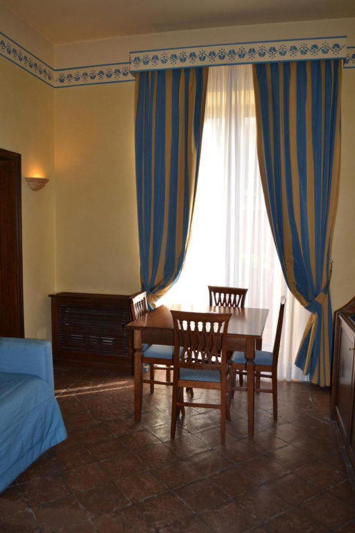 Hotel La Ville