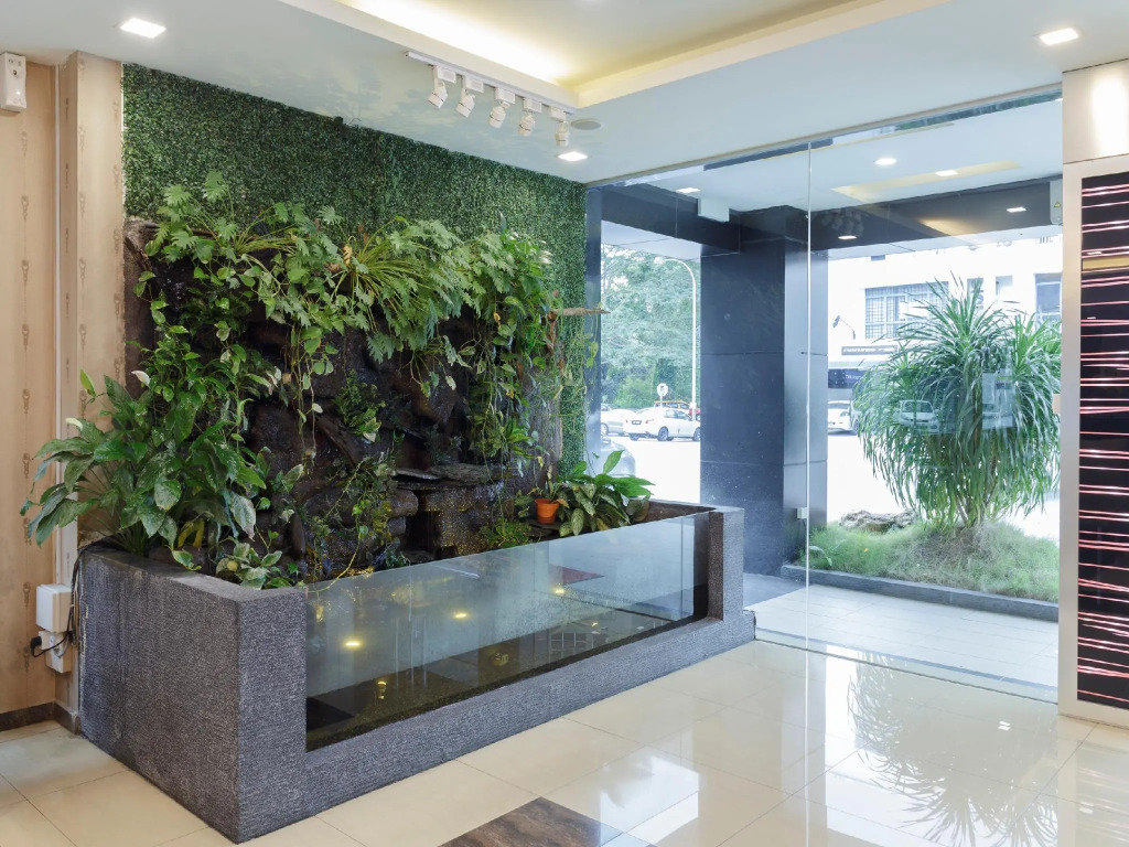 Grand World Hotel
