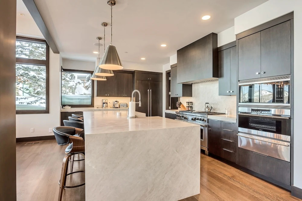 Luxury Five Bedroom Private Home with stunning Park City views home