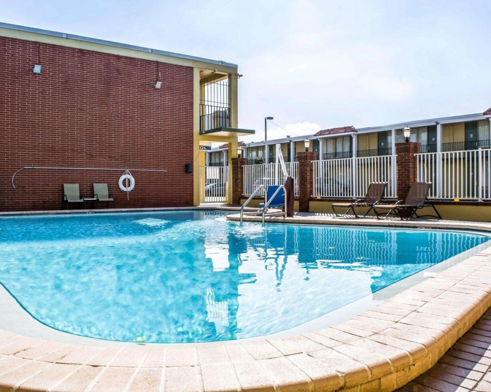 Quality Inn Tampa Airport - Cruise Port