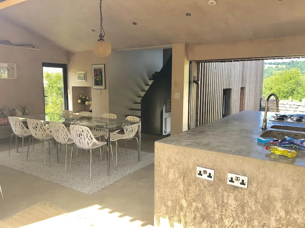 Award Winning House With hot tub