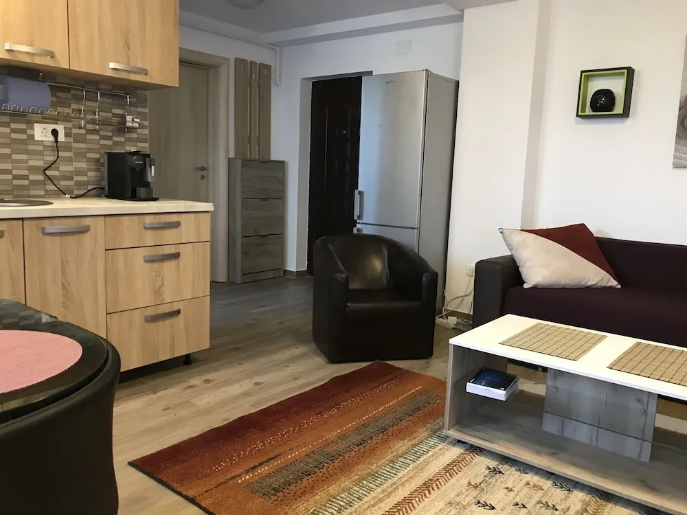 Two Room Apartment Militari Residence M9