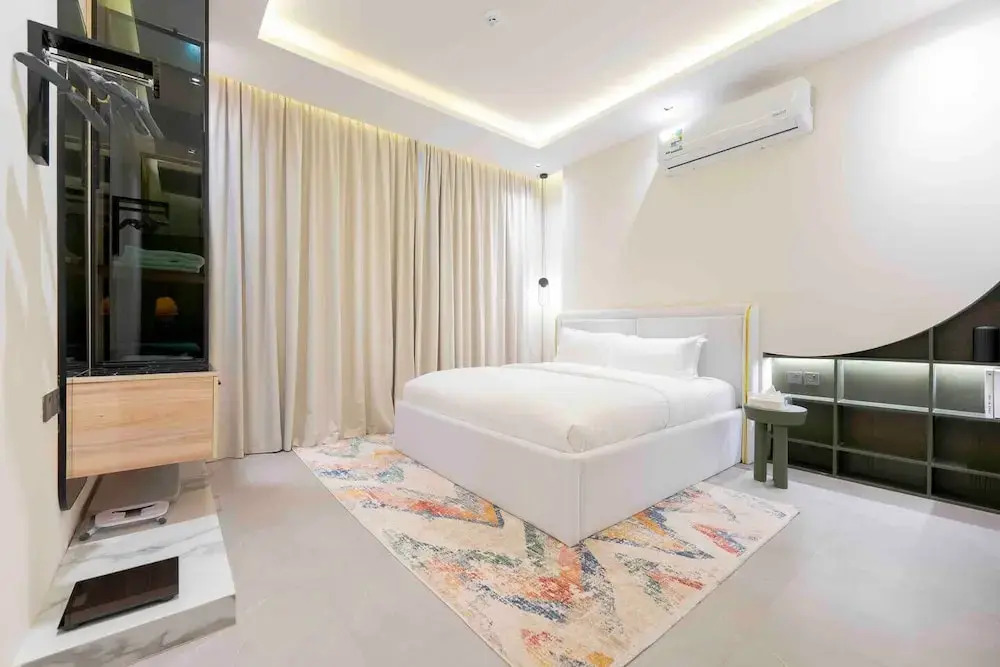 Stylish & Relaxing Flat in Alwadi Vll