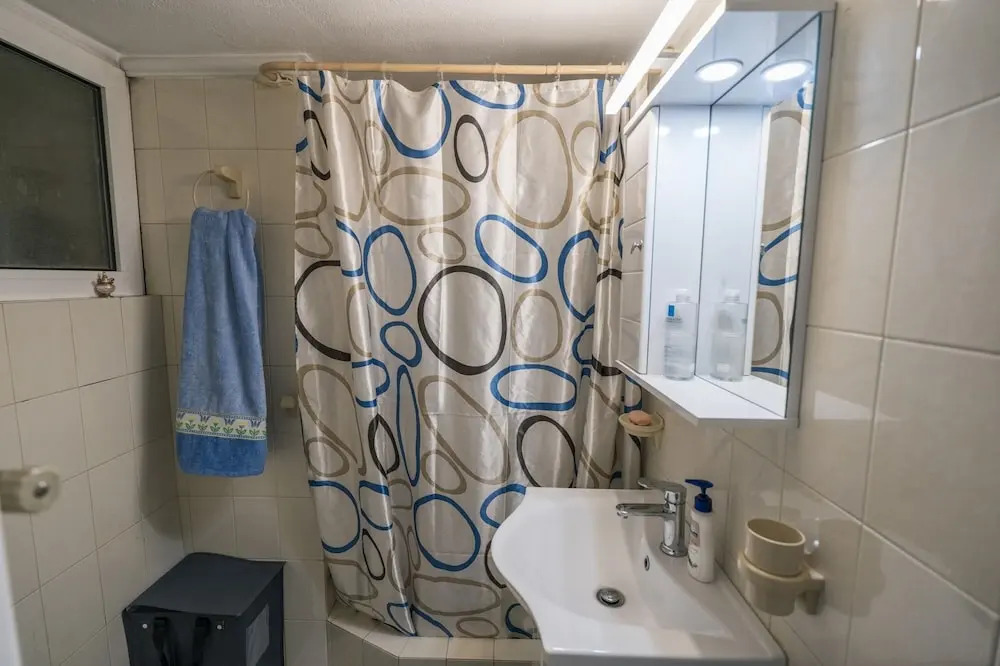 Marina Apartment in Nikea