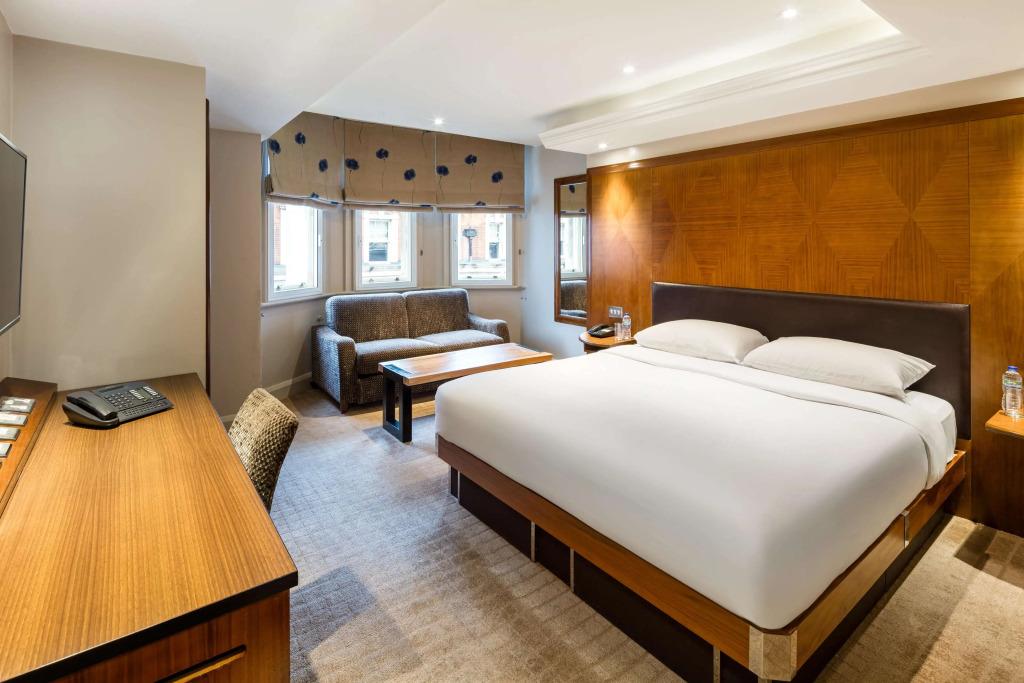 Radisson Blu Hotel, London Tottenham Court Road