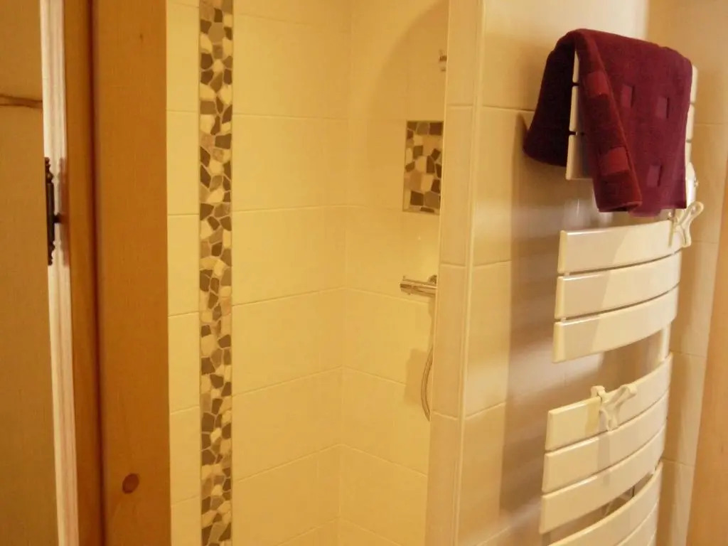 Chalet pour 10 pers. avec vue sur Aravis, animaux admis, parking - FR-1-467-71