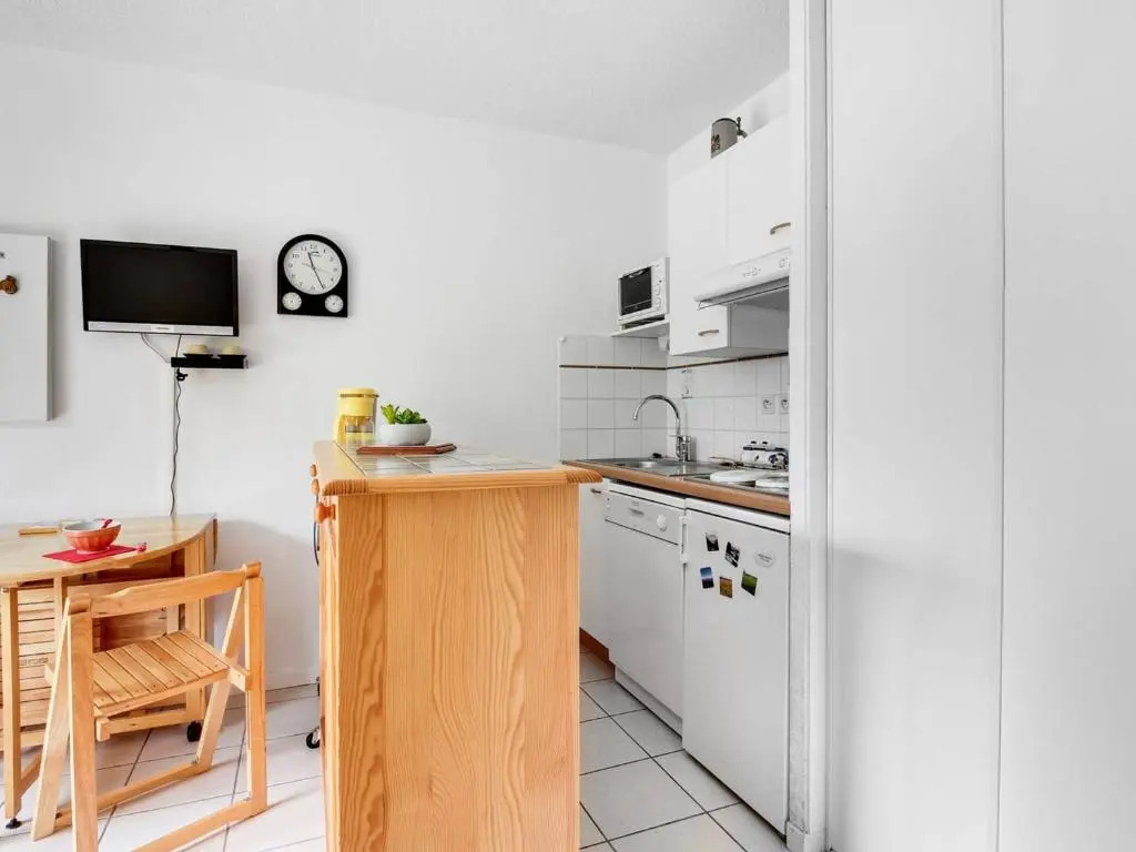 Appartement Esquièze-Sère, 2 pièces, 4 personnes - FR-1-402-21