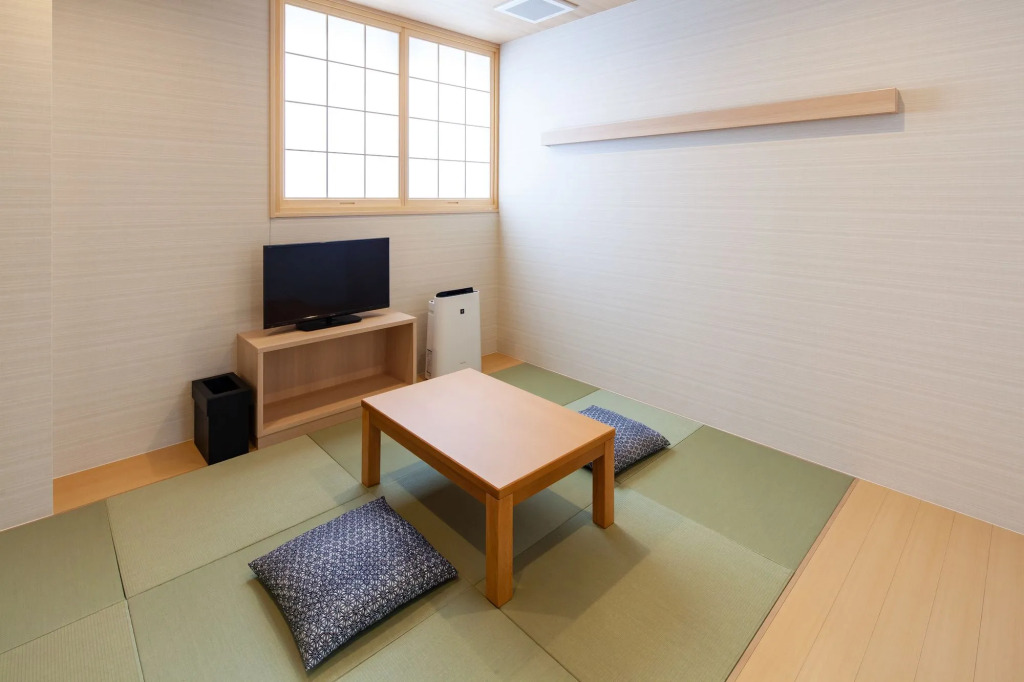 Y's Cabin & Hotel Naha Kokusai Dori