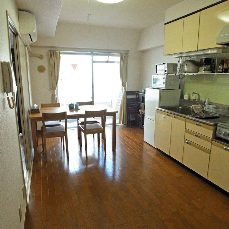 Asayake Apartment