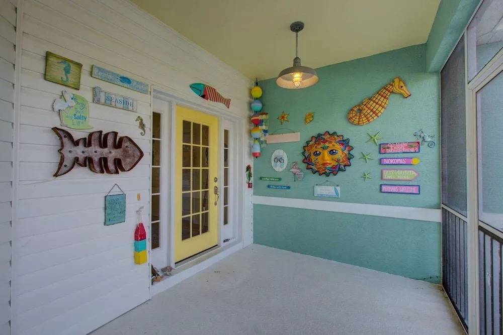 Tortuga Pool Home