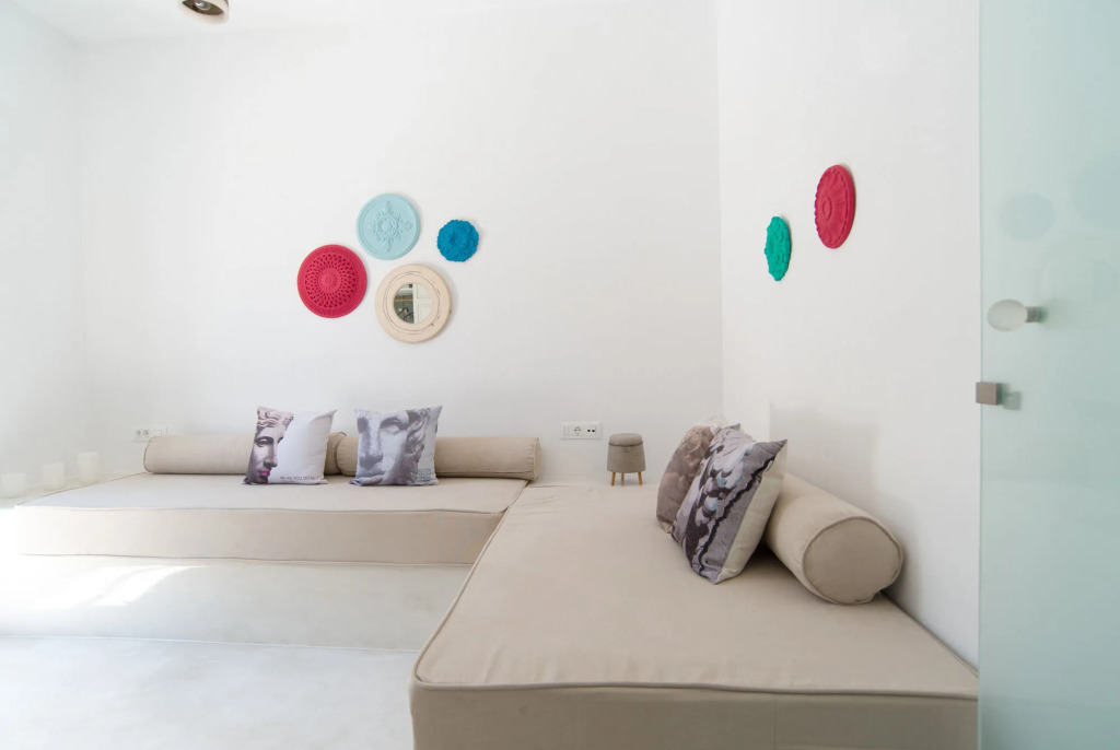 LAGADI SUITES by K&K