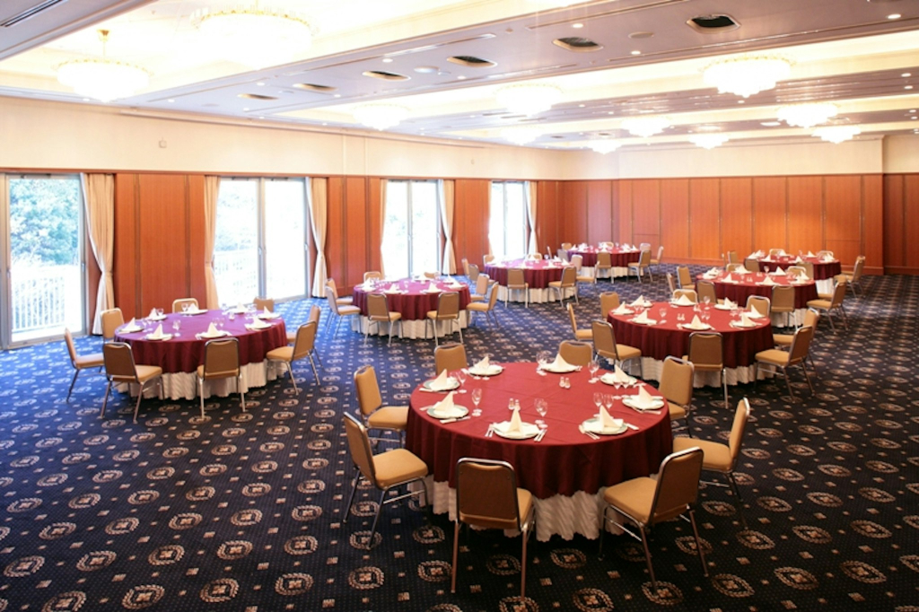 Okura Akademia Park Hotel