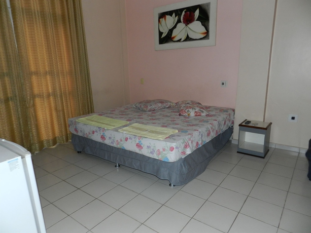 Danutts Hotel