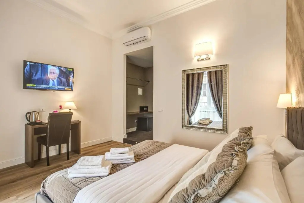 River Luxury Suites