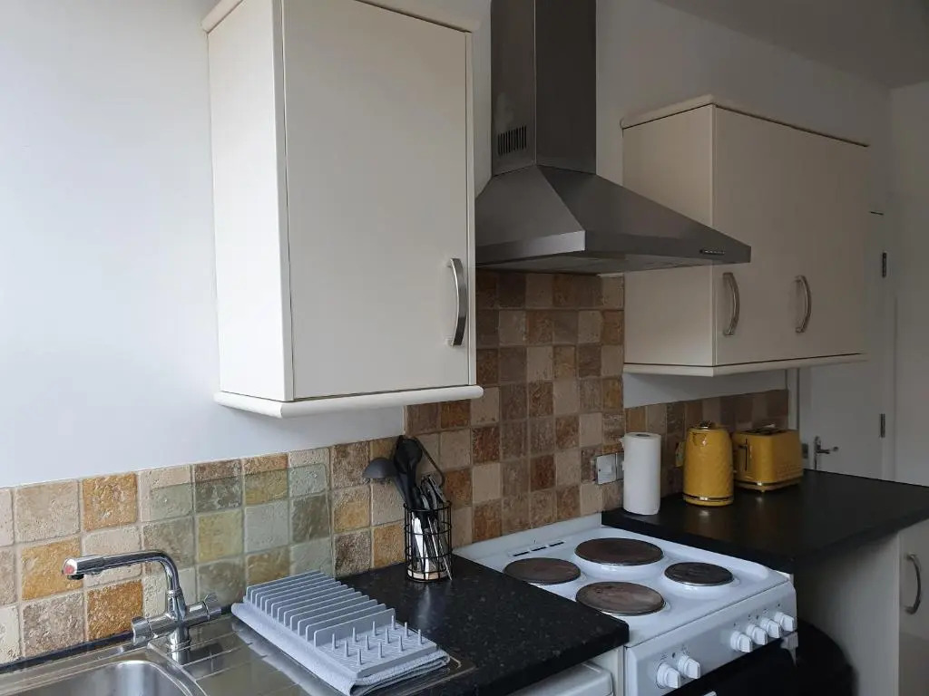 1 Bed Apartment With Sofa Bed