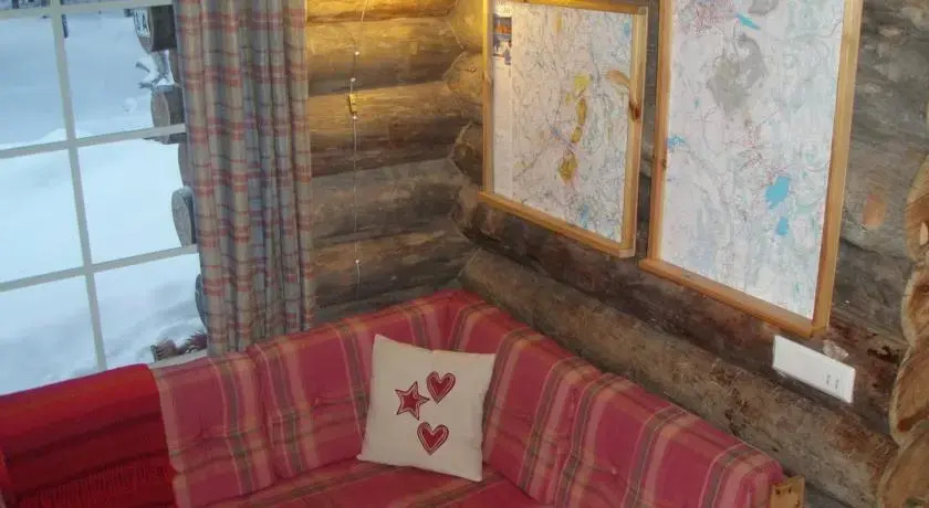 Kutukolo Cottage