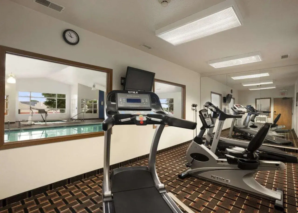 Baymont Inn & Suites Lincoln