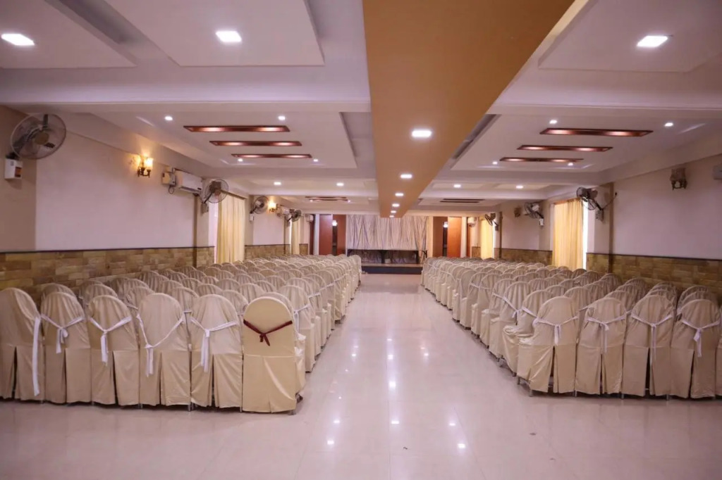 Smilestay BNS Lodge