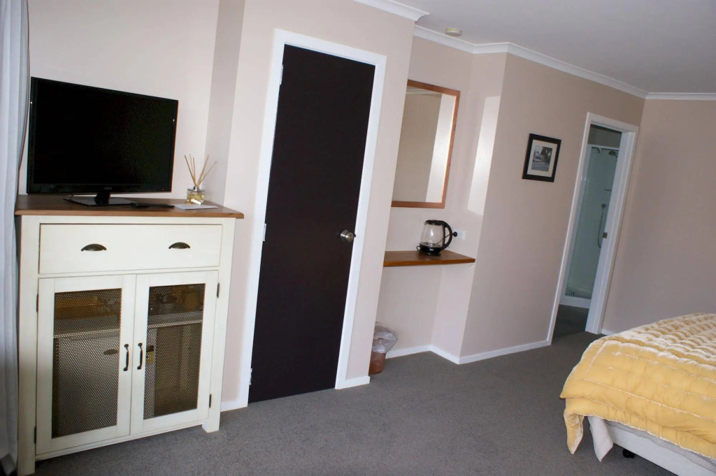 73 Milton Accommodation