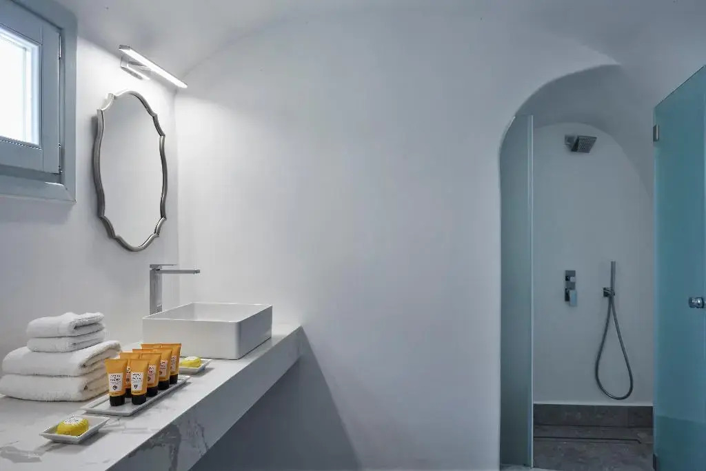 Eden Villas by Canaves Oia
