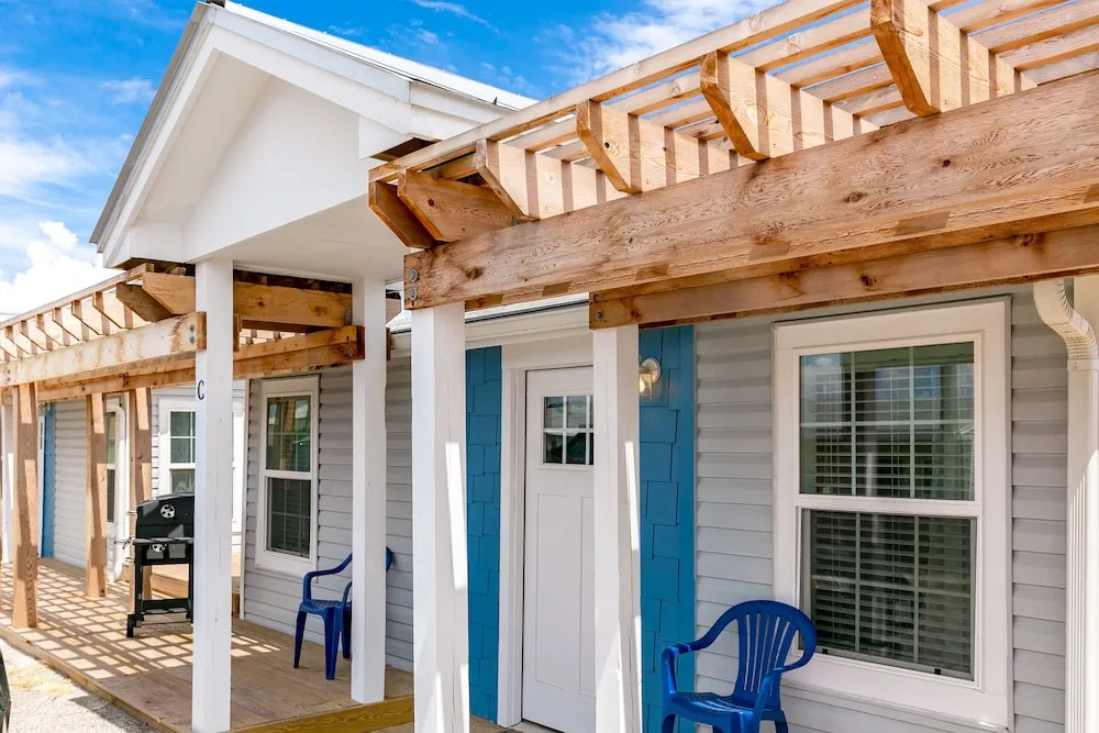 Silver C Cottage 523 by RedAwning