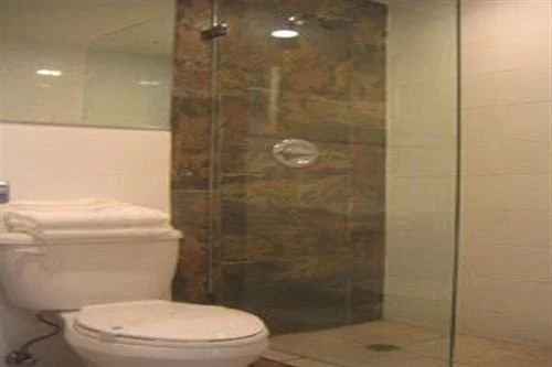 Hawaii Hotel