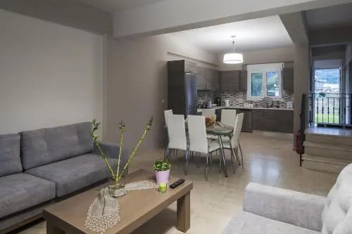 4 Seasons Villas