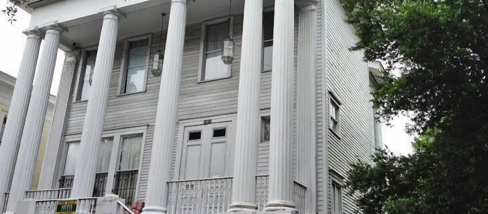 The Confederate House