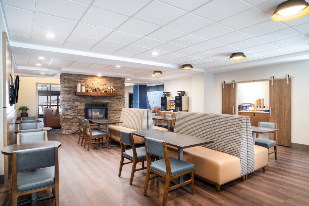 Holiday Inn Express & Suites Bozeman West by IHG