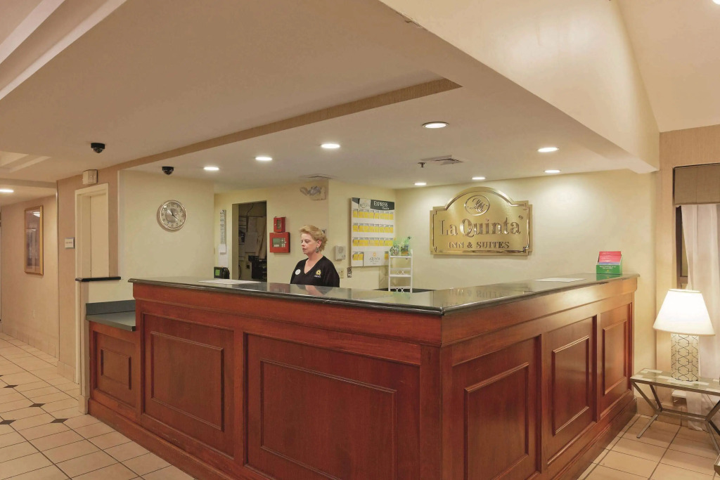 La Quinta by Wyndham Warwick Providence Airport