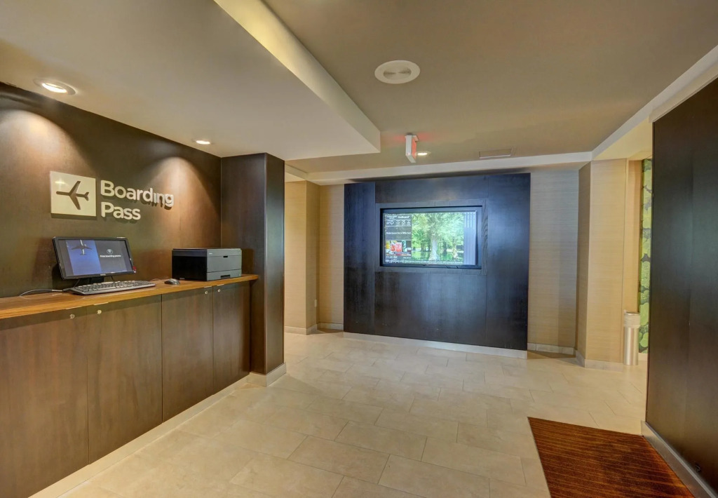 Courtyard by Marriott Lafayette Airport