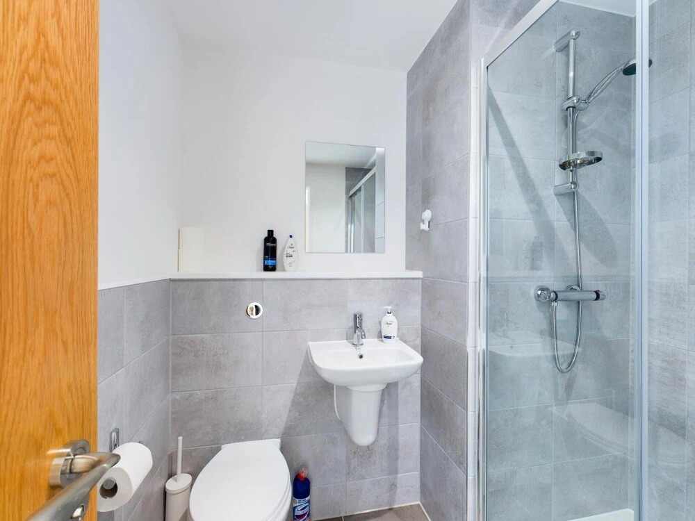 Superb 2BD Apartment in Salford With a View