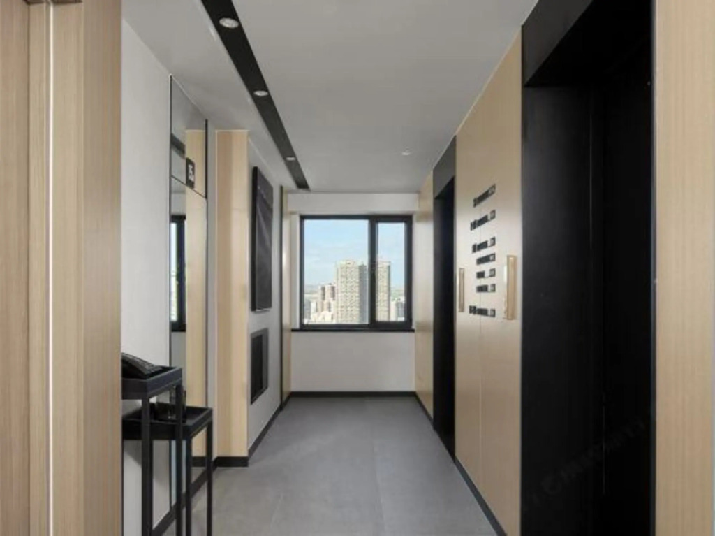 Modern Four Seasons Hotel (Xinhuijia Branch)