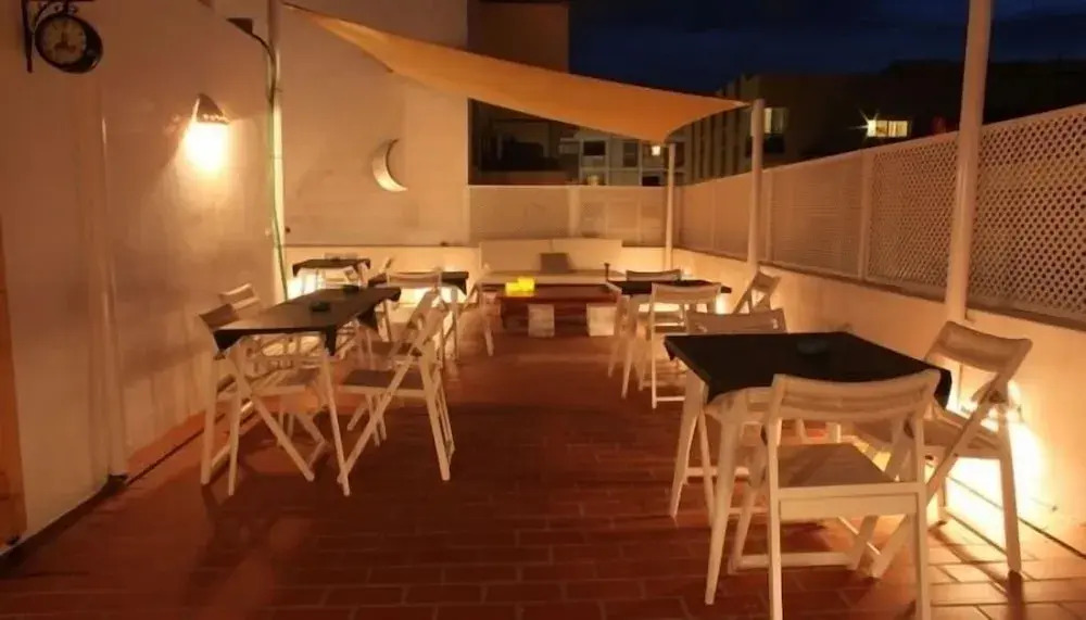 Juanita Hostal