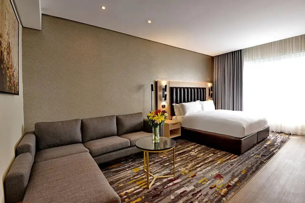 Luxury Apartment Sandton / no Loadshedding / Dstv