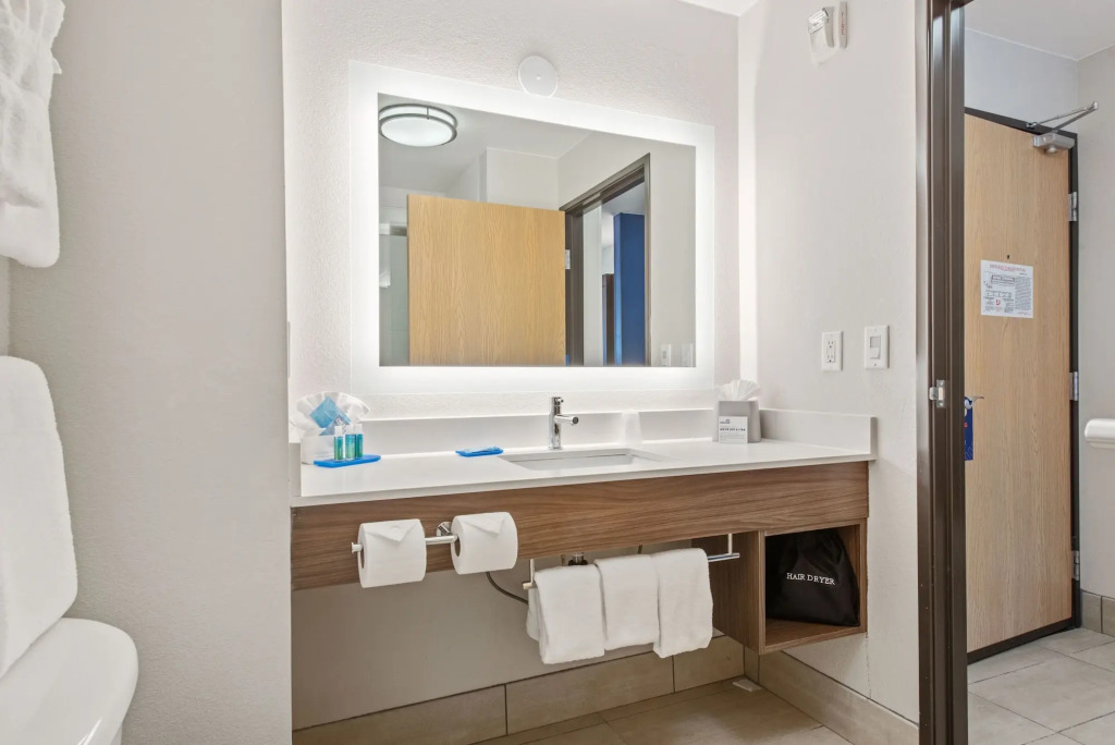 Holiday Inn Express West Valley City by IHG