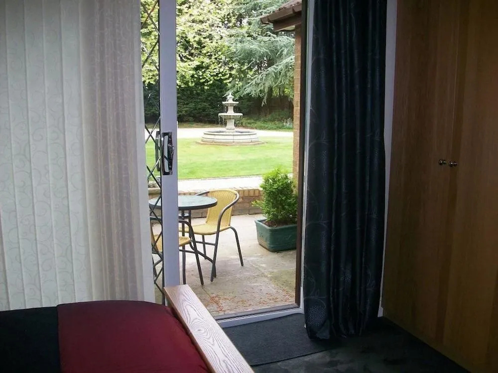 Barncroft Luxury Bed & Breakfast - Top Rated near Birmingham NEC & Airport