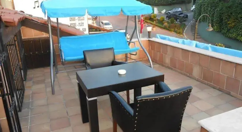Mavilla Hotel