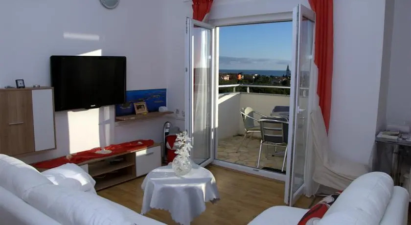 Apartments Zrakic