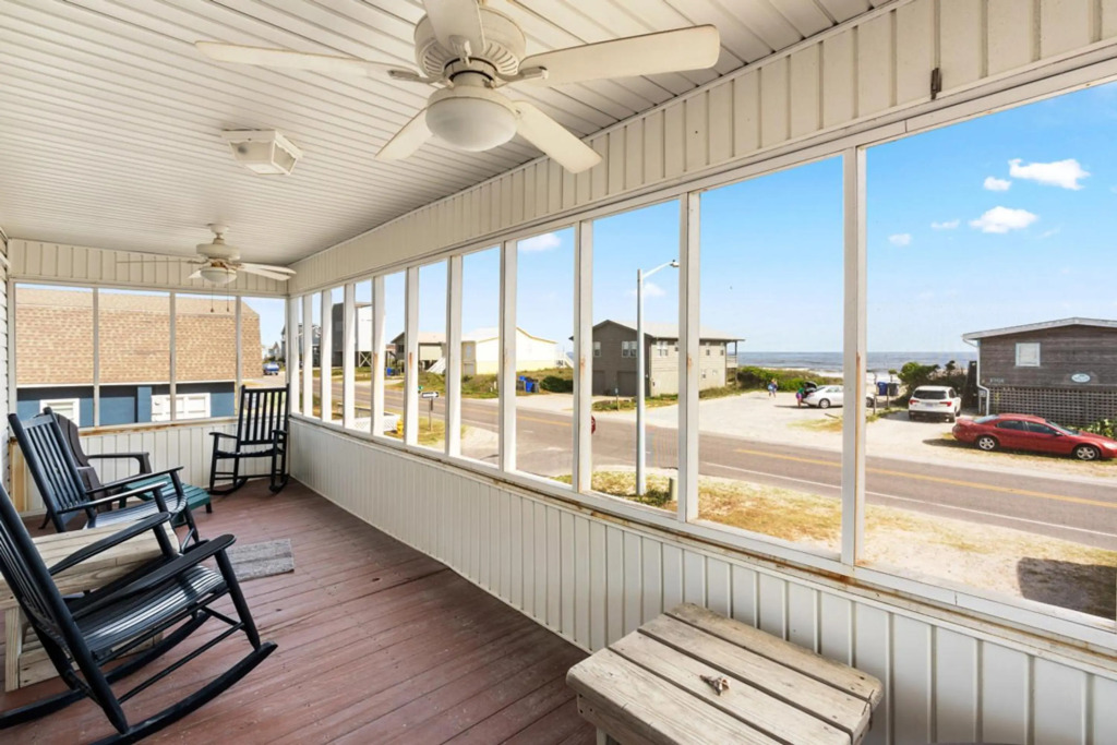 A Beach Music Paradise by Oak Island Accommodations