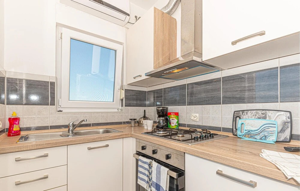 Beautiful Apartment in Kanica With Wifi and 1 Bedrooms