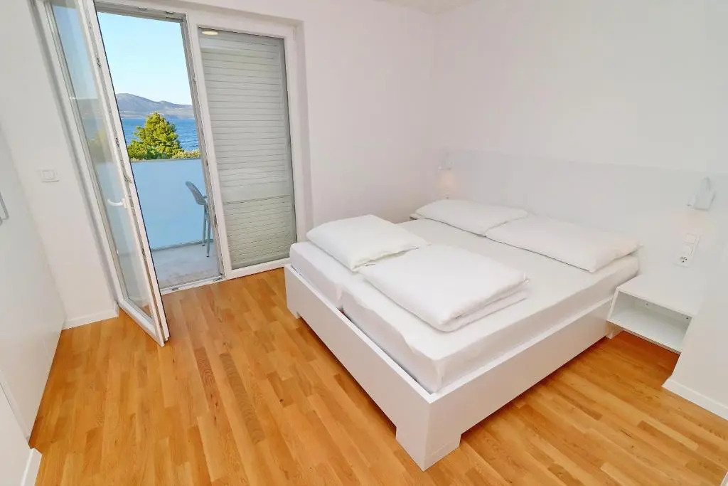 Villa E & D