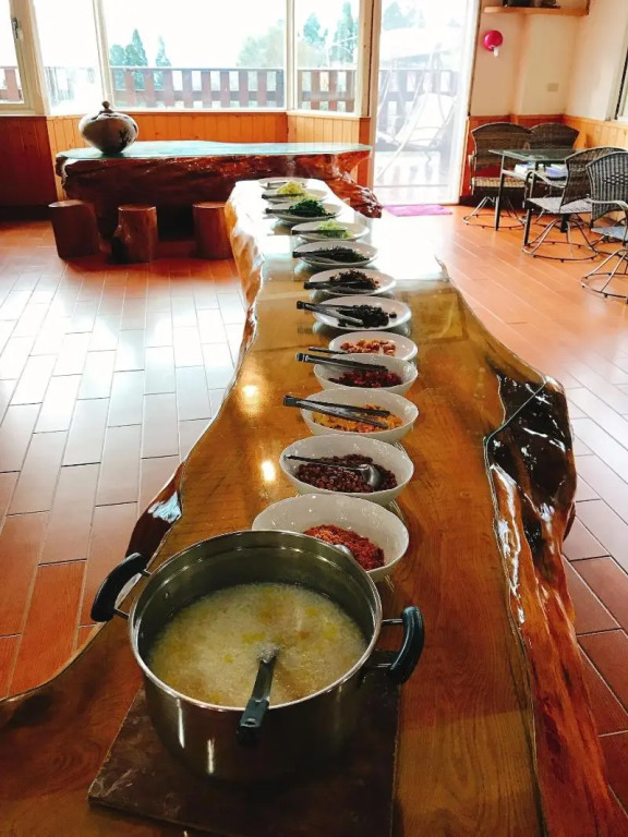 Dingdai Glass Villa