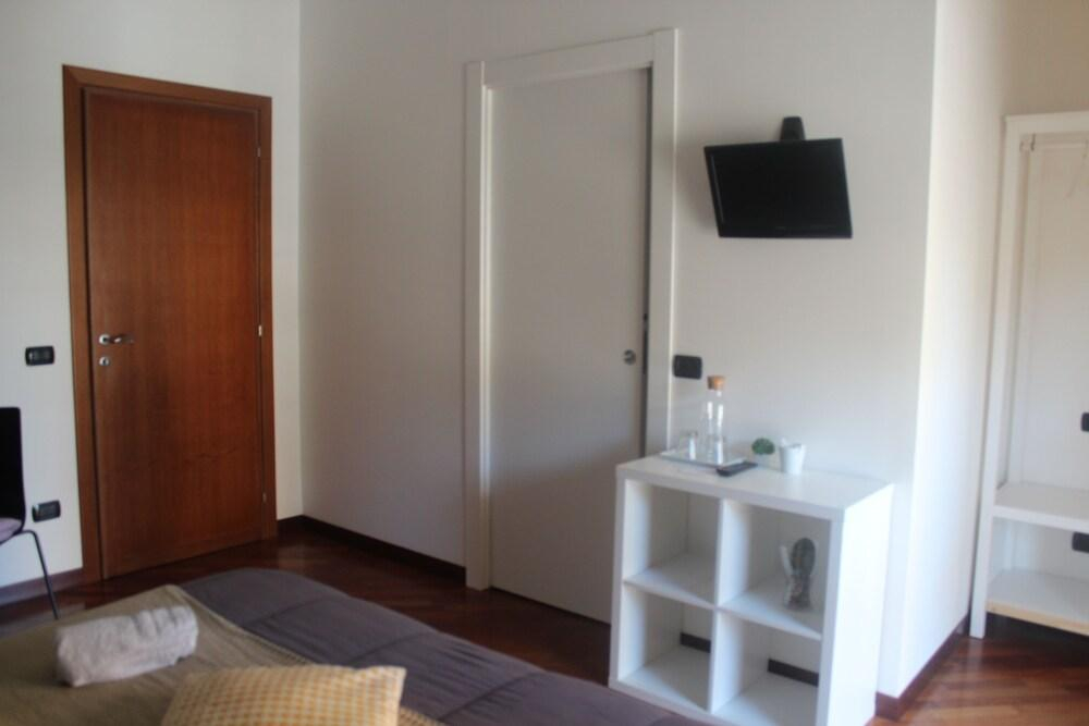 Stasera a casa da M.E