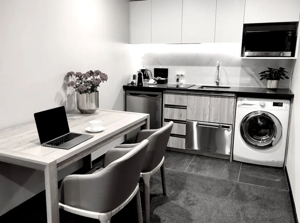 Whitewood Suites Inner City Luxury Apartments
