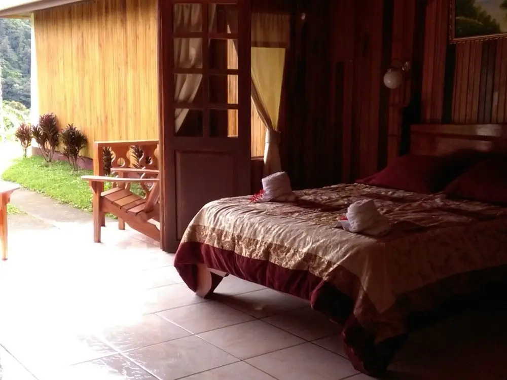Belcruz family lodge