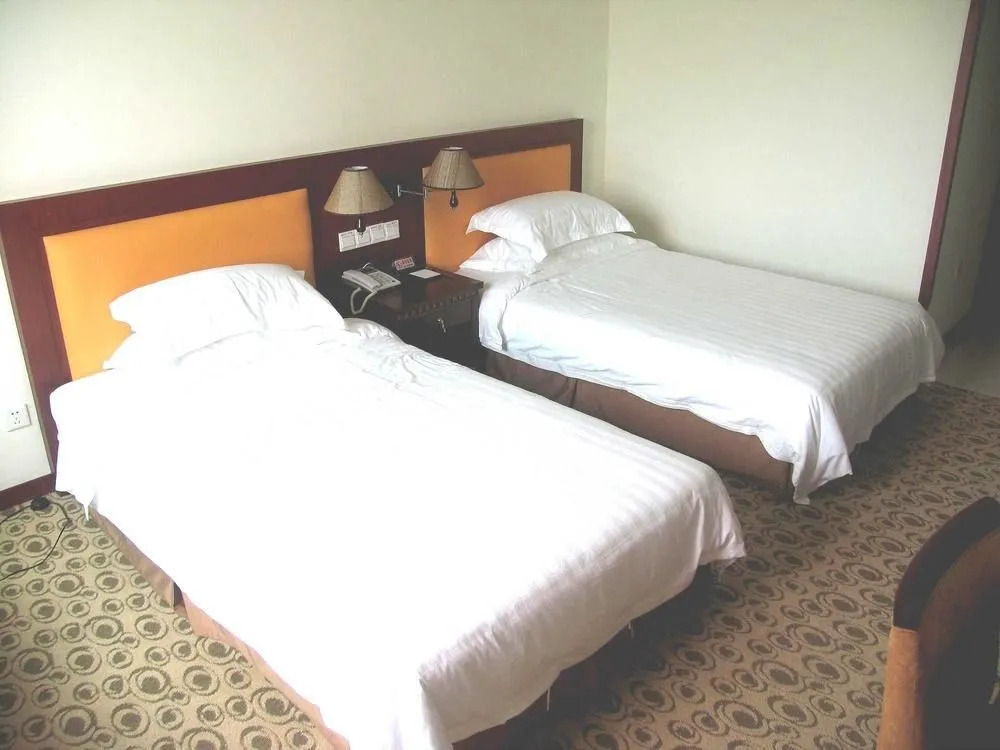 Ti Yu Zhi Jia Hotel - Qingdao